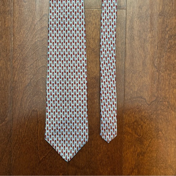 Brooks Brothers 346 Men's 100% Silk Tie - Blue and Red - Picture 3 of 9